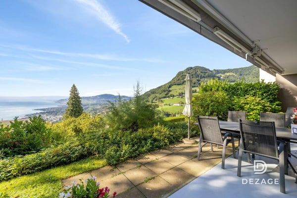 Vue à couper le souffle à 1 minutes du centre de Montreux 9