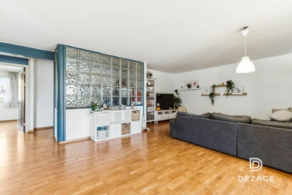 Appartement à rénover avec potentiel de transformation, situé au centre du village ! 5