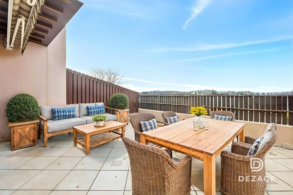 Quartier calme, belle vue sur le Jura : jolie villa familiale à 11 minutes de Lausanne ! 2