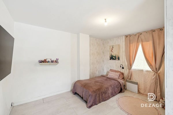 Maison à rénover au calme avec grand jardin, proche des écoles et à 20 minutes de Lausanne ! 9