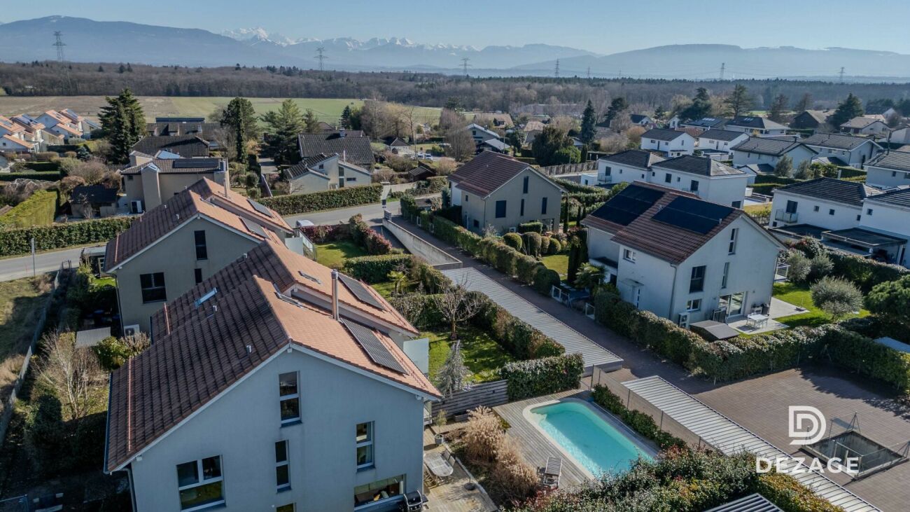 Magnifique maison de 2016 sur 4 étages avec piscine