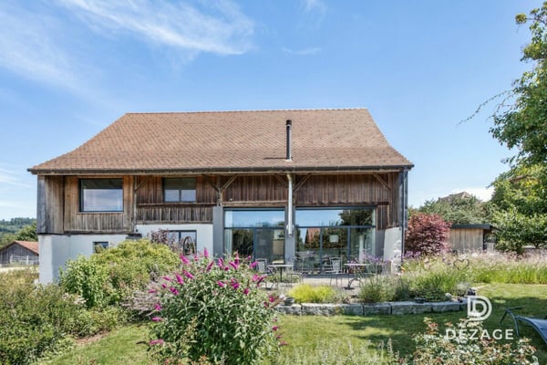 Ferme rénovée avec installations équestres et revenu énergétique à 5 min de Lucens 1