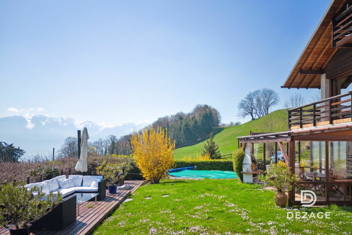 À 9 min de Vevey : Propriété rare avec vue panoramique, jardin clos et piscine