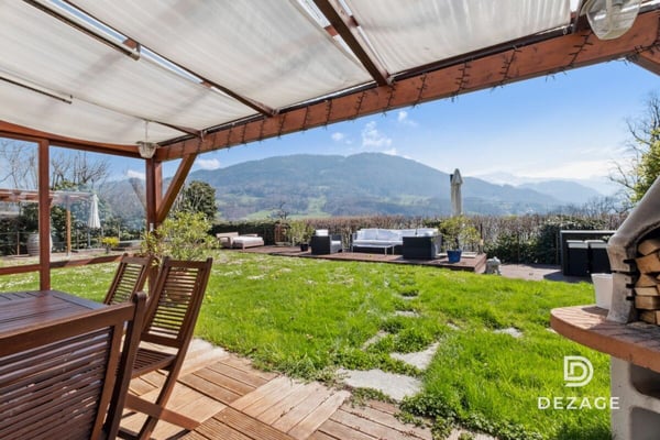 Grande maison familiale, avec jardin plat, vue magnifique lac et montagne ! 3