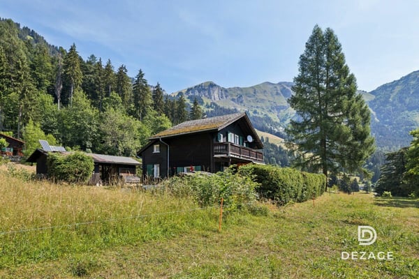 Charmant chalet de vacances dans un cadre idyllique à Corbeyrier