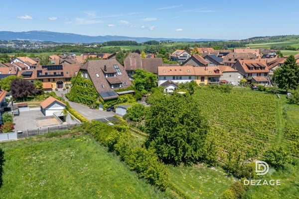 Appartement de caractère avec vue panoramique et jardin au coeur du village ! 5