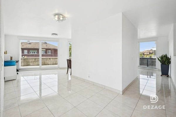 Magnifique attique-duplex de 165 m² avec terrasse entre Lausanne et Pully, proche de toutes les commodités 4