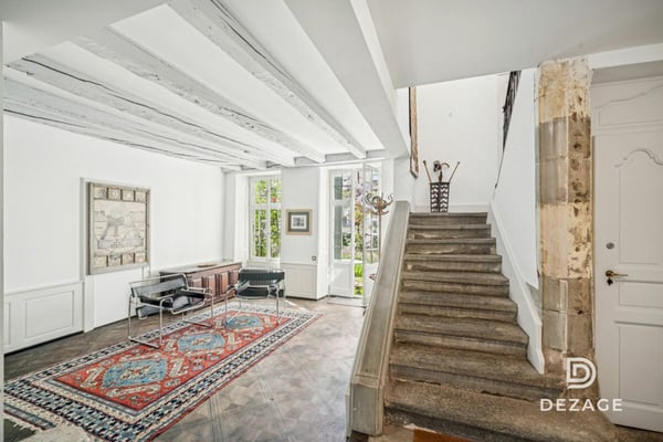 Somptueuse maison de maître rénovée avec soin, avec jardin de ville et au calme absolu 10