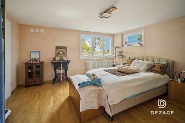 Chalet familial rénové en lisière de forêt à Gimel 11