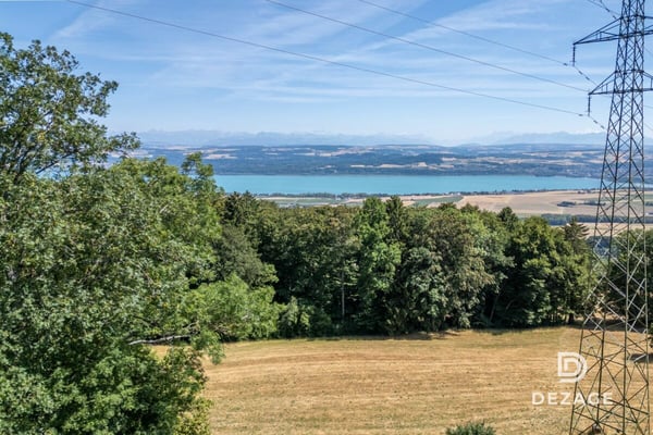 Tranquillité, vue lac et 8'000 CHF/an de revenus passifs : votre future maison à Villars-Burquin 12