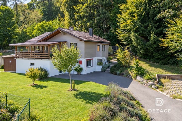 Chalet familial rénové en lisière de forêt à Gimel 1