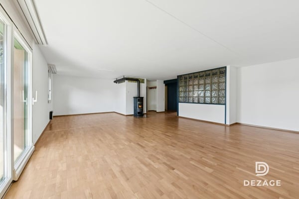 Spacieux appartement avec potentiel pour 5,5 pièces, au coeur du village ! 4