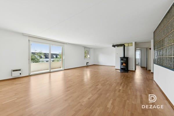 Spacieux appartement avec potentiel pour 5,5 pièces, au coeur du village !