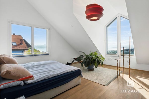 Magnifique duplex esprit maison avec ascenseur direct, jardin et vue imprenable sur le Lac ! 6