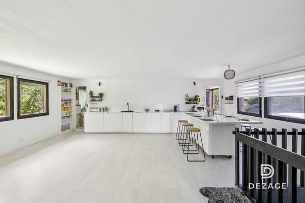 Maison à rénover avec potentiel d'agrandissement sur une vaste parcelle arborée ! 8