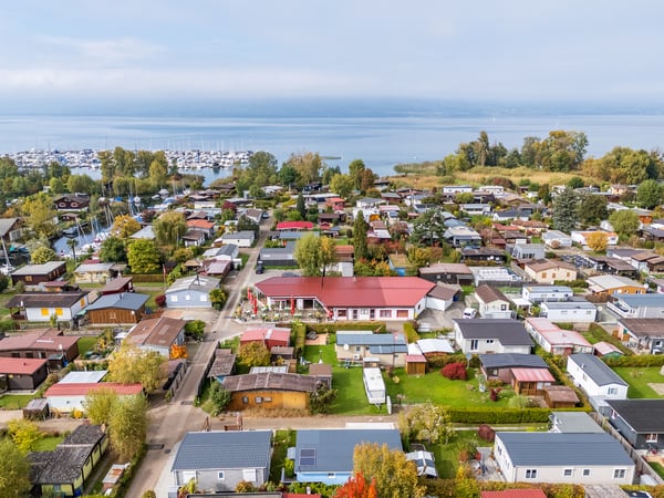 Restaurant au coeur d'un cadre privilégié au bord du lac de Neuchâtel 2