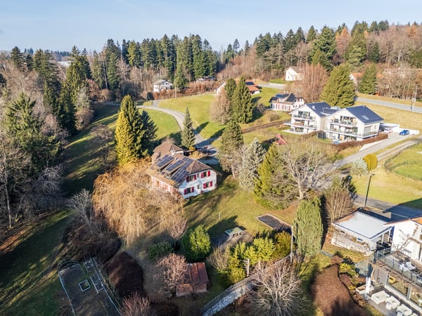 Maison individuelle située dans un écrin de verdure 2
