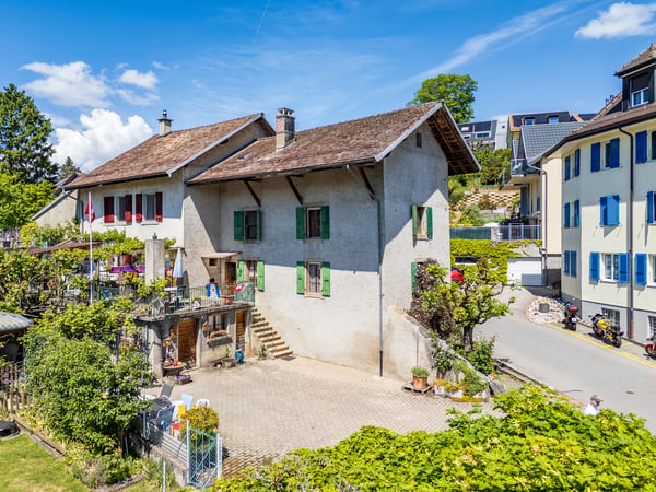 Maison villageoise de caractère à rénover 4