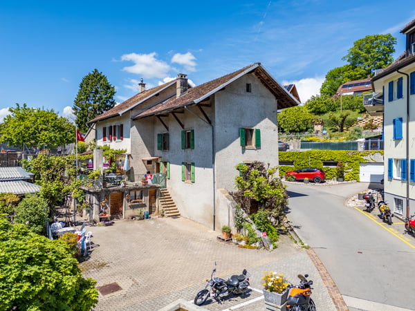 Maison villageoise de caractère à rénover 1