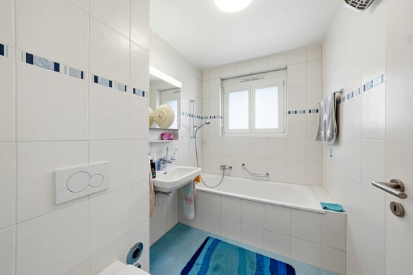 Appartement de 3,5 pièces en attique avec vue dégagée au centre ville 10