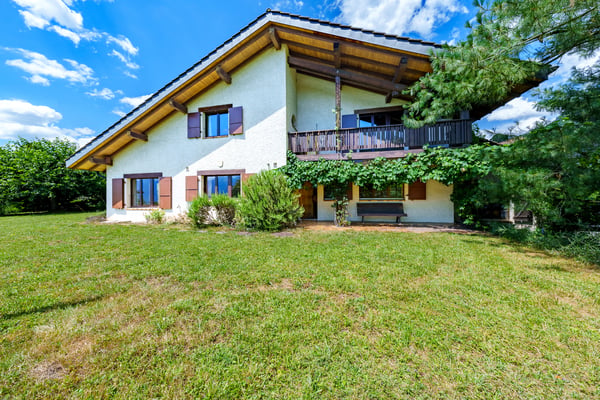 Maison individuelle sur grande parcelle avec échappée sur le lac 1