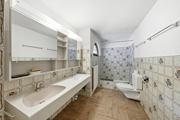 Maison individuelle sur grande parcelle avec échappée sur le lac 11