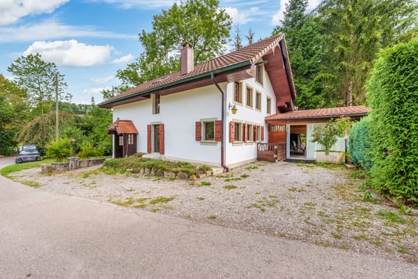Maison de charme dans un cadre bucolique et paisible 2
