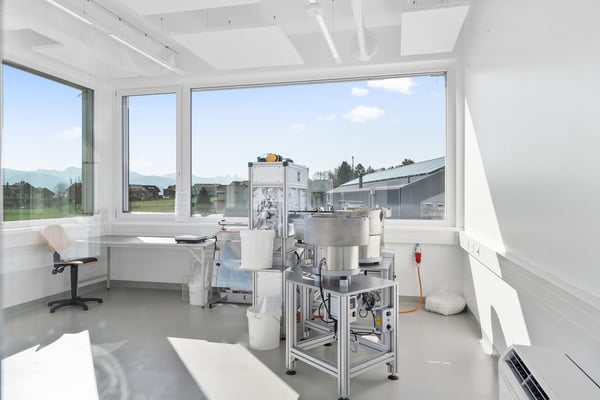 Immeuble commercial de rendement 5,45% 7