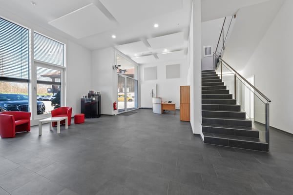 Immeuble commercial de rendement 5,45% 4