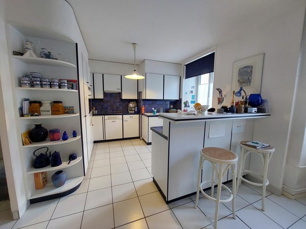 Immeuble de rendement situé dans rue piétonne - 5 appartements et 2 commerces 7