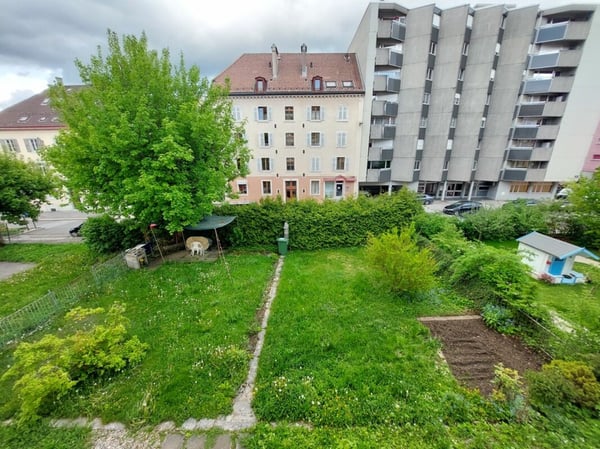 Immeuble de rendement situé dans rue piétonne - 5 appartements et 2 commerces 4