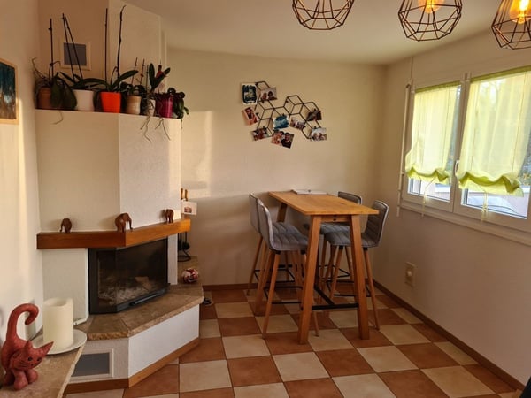 Appartement en attique avec terrasse, garage double et place de parc extérieure 4