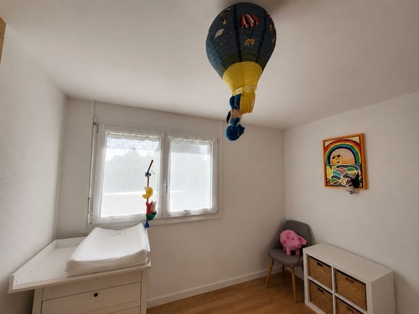 Appartement en attique avec terrasse, garage double et place de parc extérieure 10