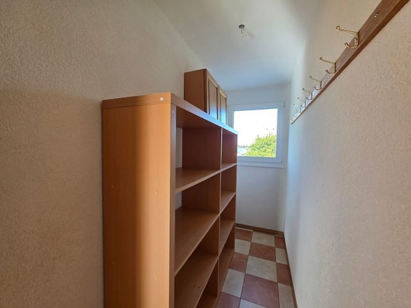 Appartement 5,5 pièces avec terrasse, garage double et place de parc extérieure 9