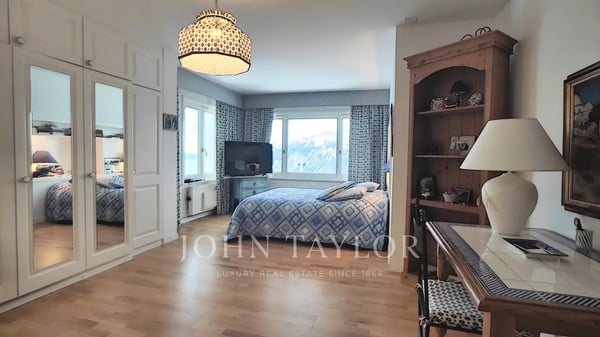 Penthouse sur les hauteurs de Crans-Montana 4