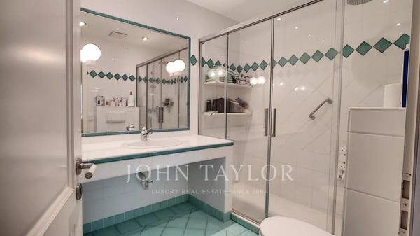 Penthouse sur les hauteurs de Crans-Montana 7