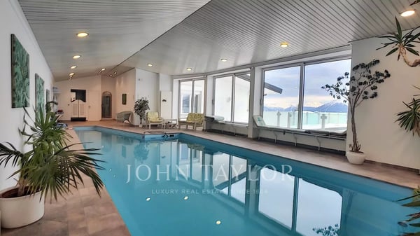 Penthouse sur les hauteurs de Crans-Montana 8