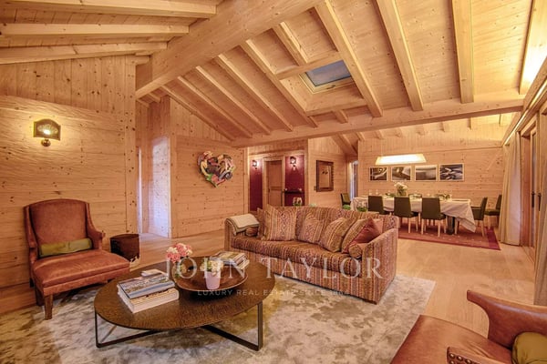 Attique de haut standing à louer à la semaine 2