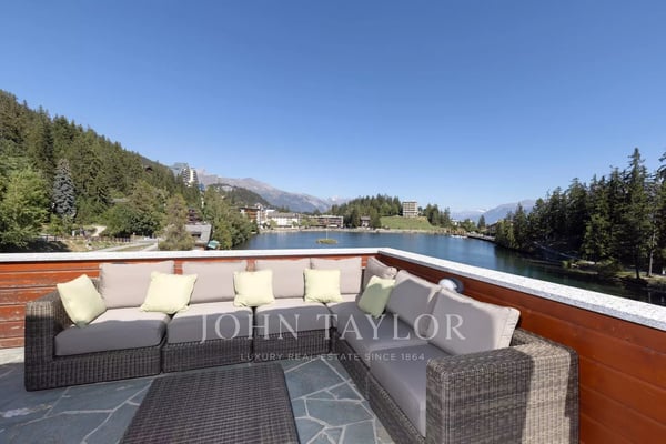 Attique de luxe : location semaine/saison 12