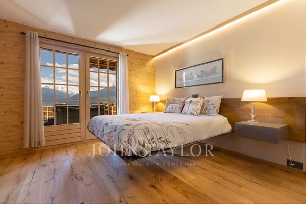 Location à la quinzaine - mois : Chalet avec piscine 5