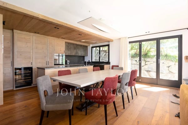 Appartement d'exception avec jardin et vue panoramique à Plans-Mayens 5