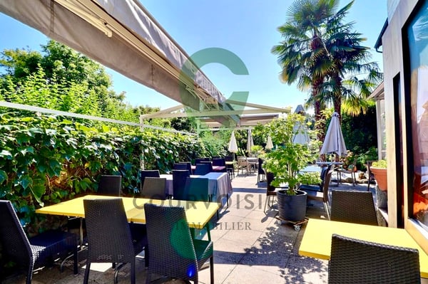 Immeuble mixte de rendement avec de nombreuses possibilités 5