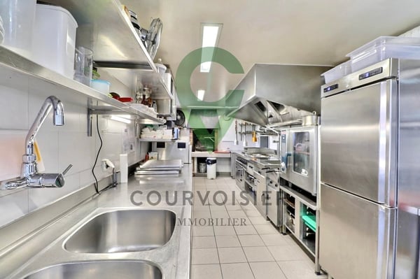 Immeuble mixte de rendement avec de nombreuses possibilités 7