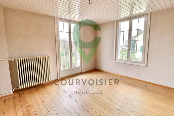 Au coeur du village de Fechy, bel immeuble de 4 logements 6