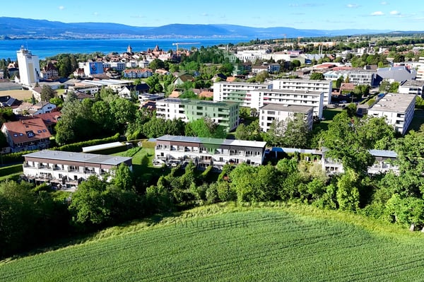 Triplex avec jardin, terrasse et belle vue - disponible de suite 10