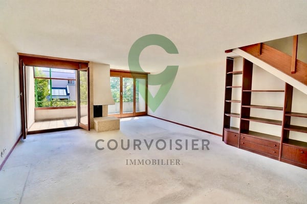 Spacieux triplex de 5,5 pièces à rénover 1