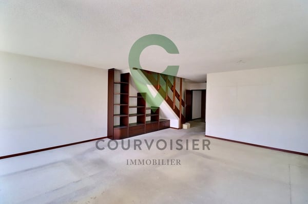Spacieux triplex de 5,5 pièces à rénover 3