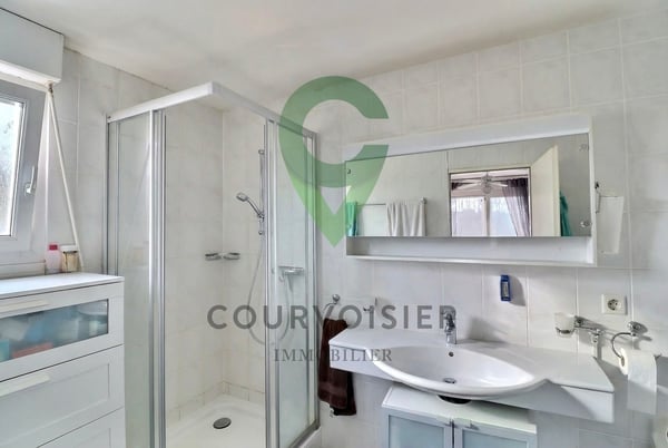 Maison spacieuse avec appartement séparé 13