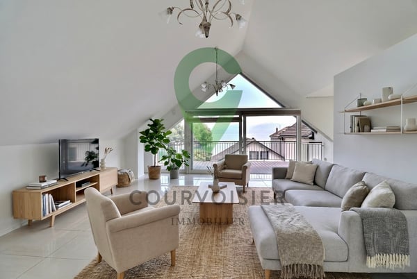 Magnifique duplex avec splendide vue sur le lac et les Alpes 2
