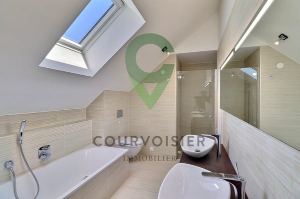 Magnifique duplex avec splendide vue sur le lac et les Alpes 4